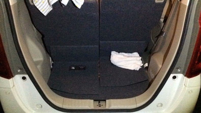 内装トランク