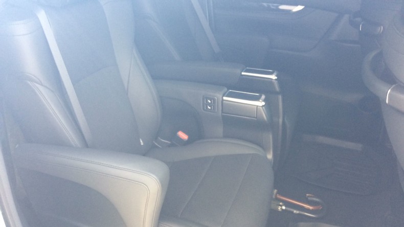 内装後方シート