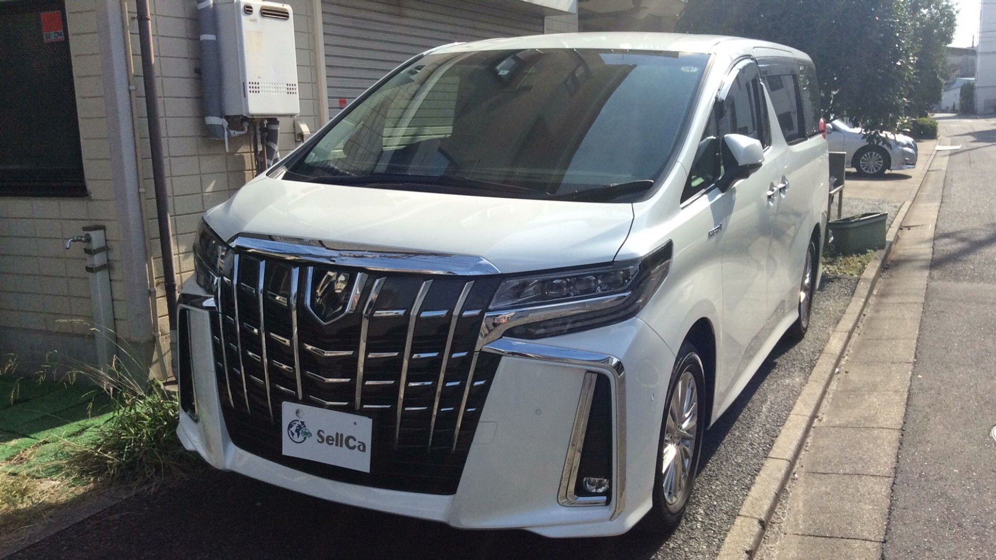 トヨタ アルファードハイブリッドの売買実績画像