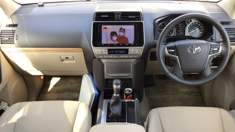 内装インパネ全体