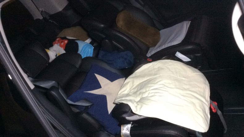 内装後方シート