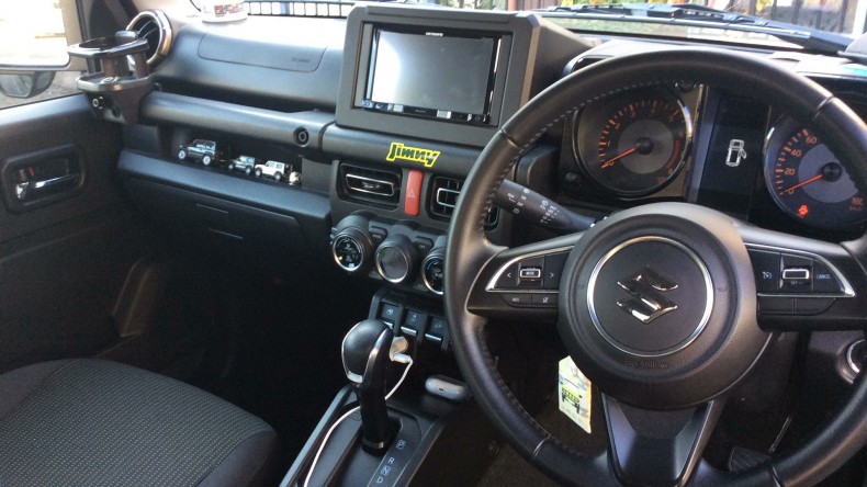 内装インパネ全体