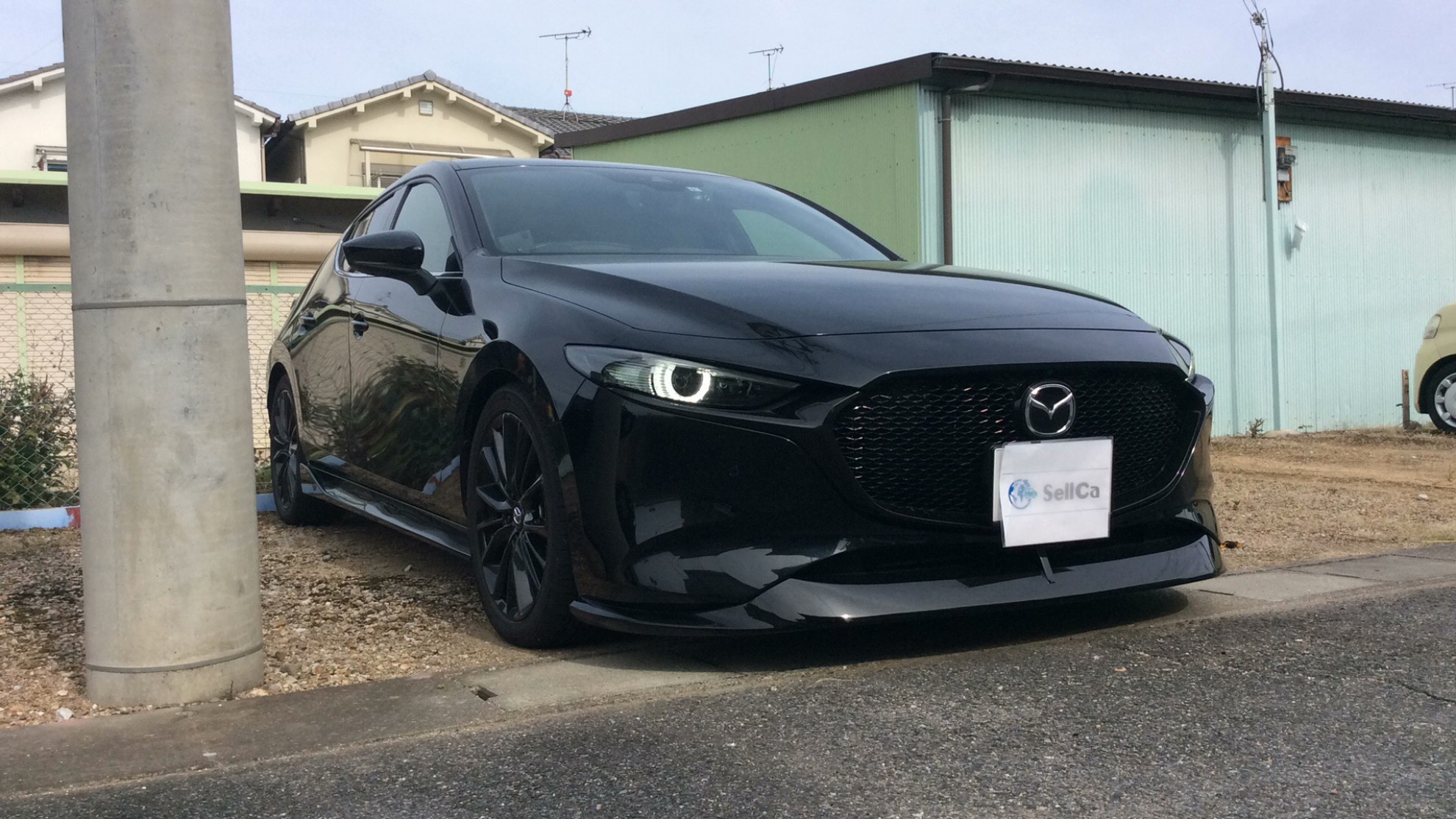 外装右前