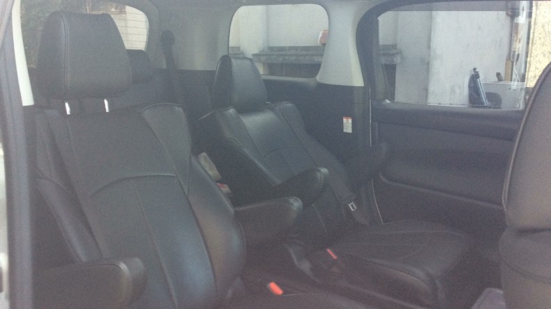 内装後方シート