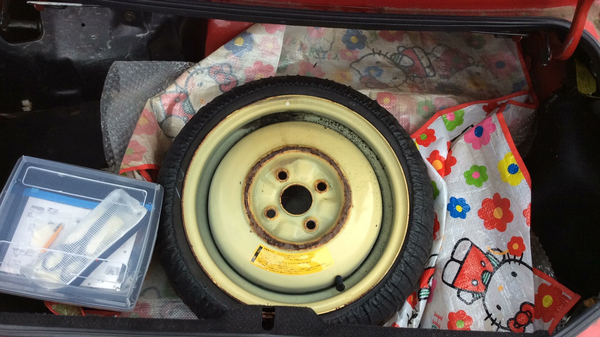 内装トランク