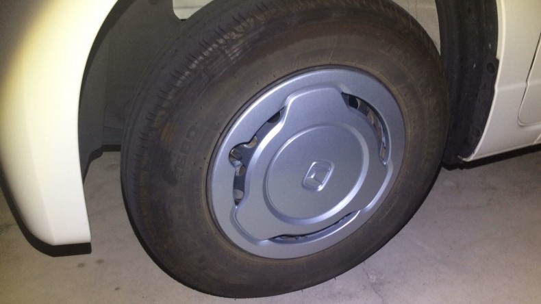 タイヤホイール前