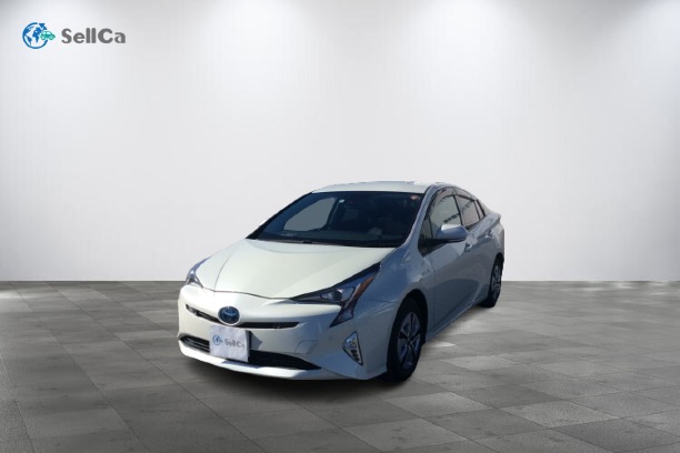 car_main_img