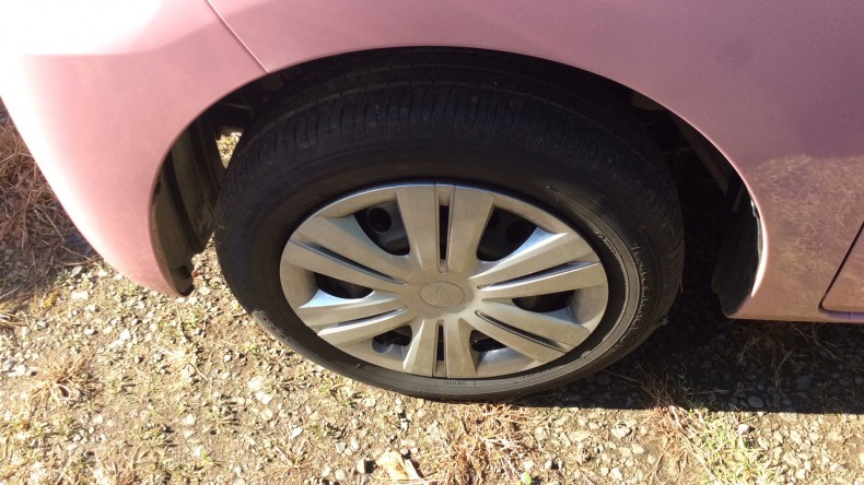 タイヤホイール前