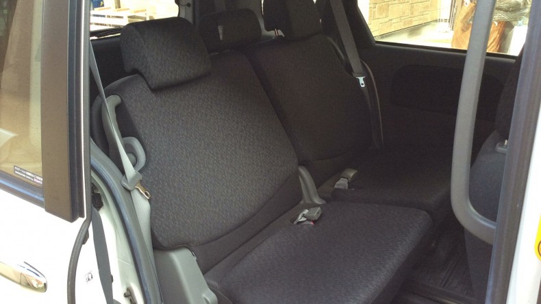 内装後方シート