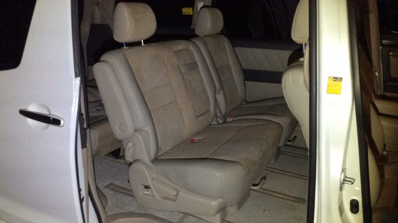 内装後方シート