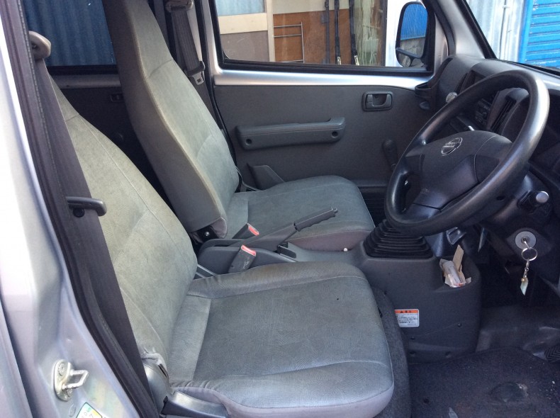 内装前方シート