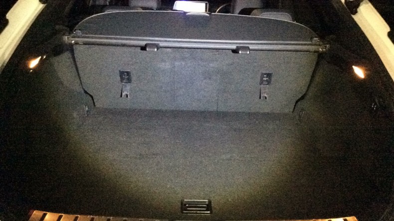 内装トランク