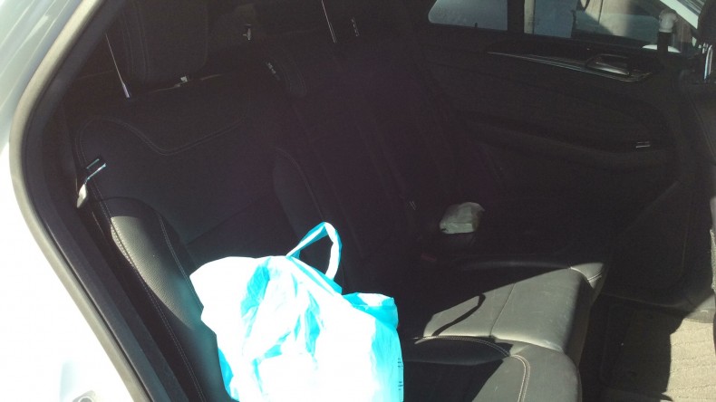 内装後方シート