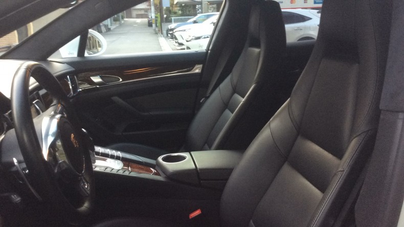 内装前方シート