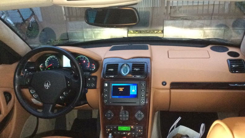 内装インパネ全体