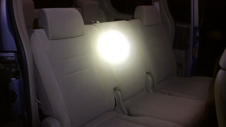 内装後方シート