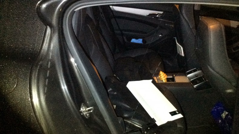 内装後方シート