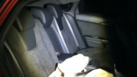 内装後方シート