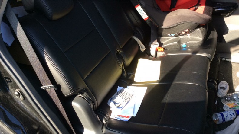 内装後方シート