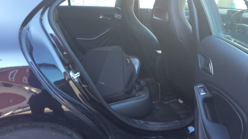 内装後方シート