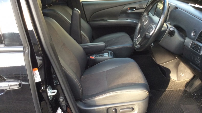 内装前方シート