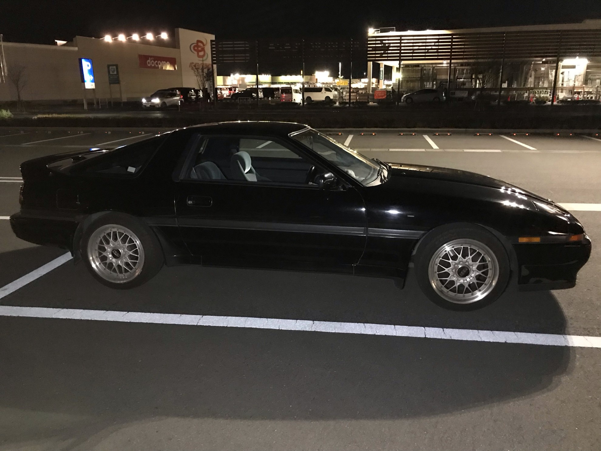 外装右