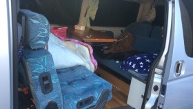 内装後方シート