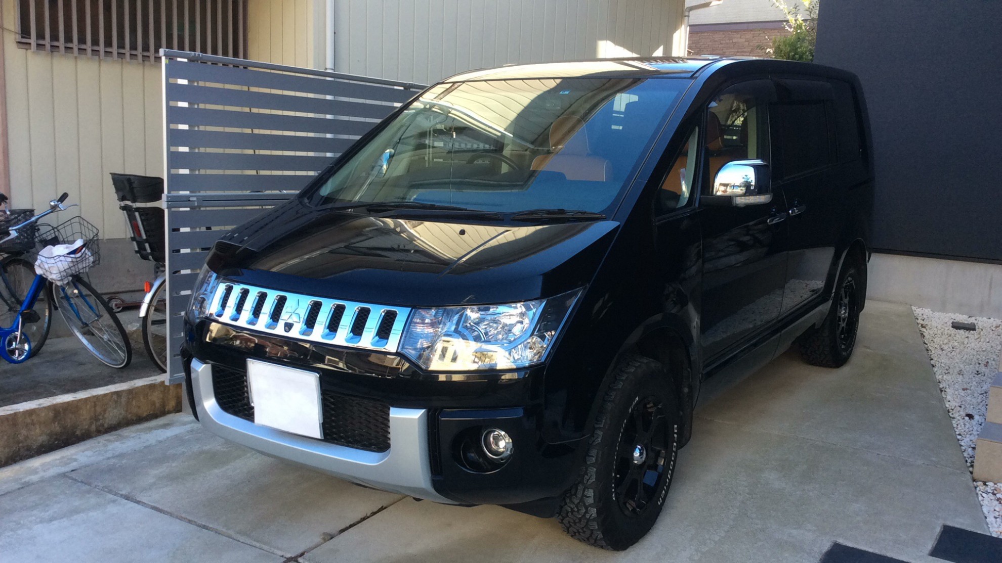 三菱 デリカＤ：５の売買実績画像