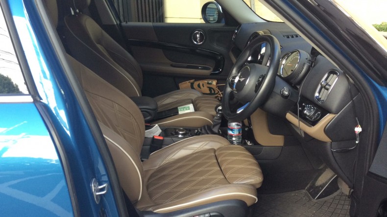 内装前方シート