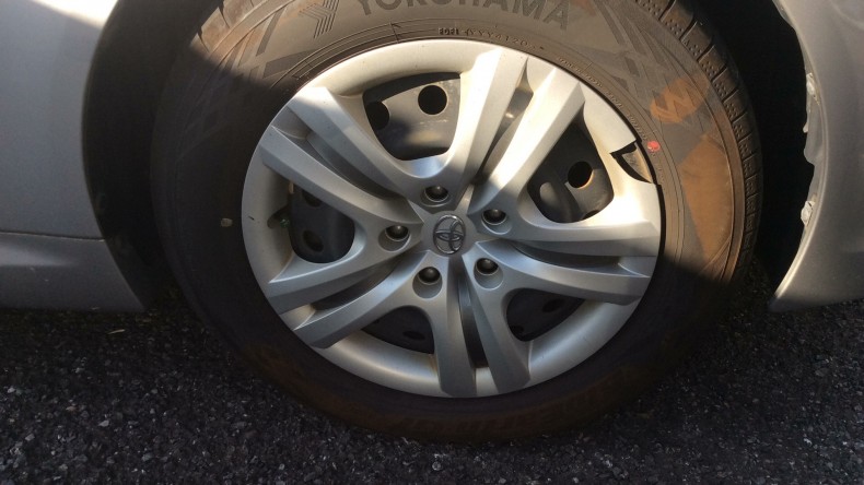 タイヤホイール前