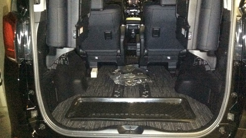 内装トランク
