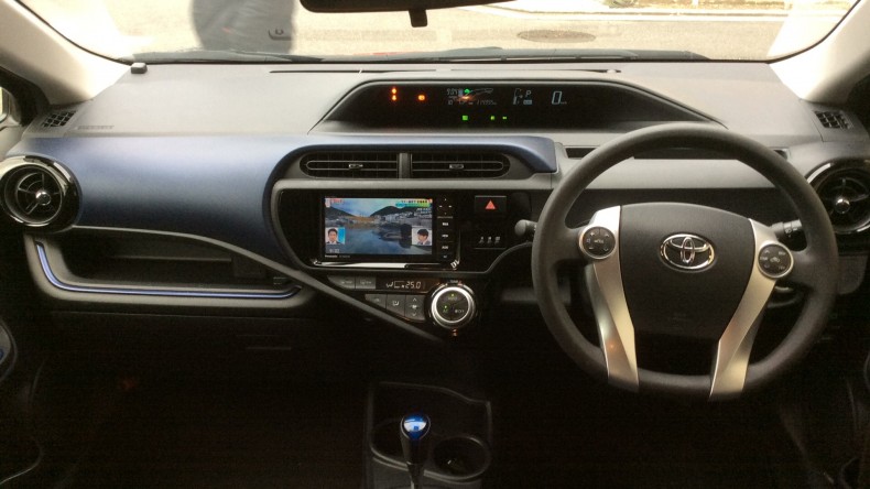 内装インパネ全体