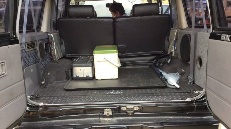 内装トランク