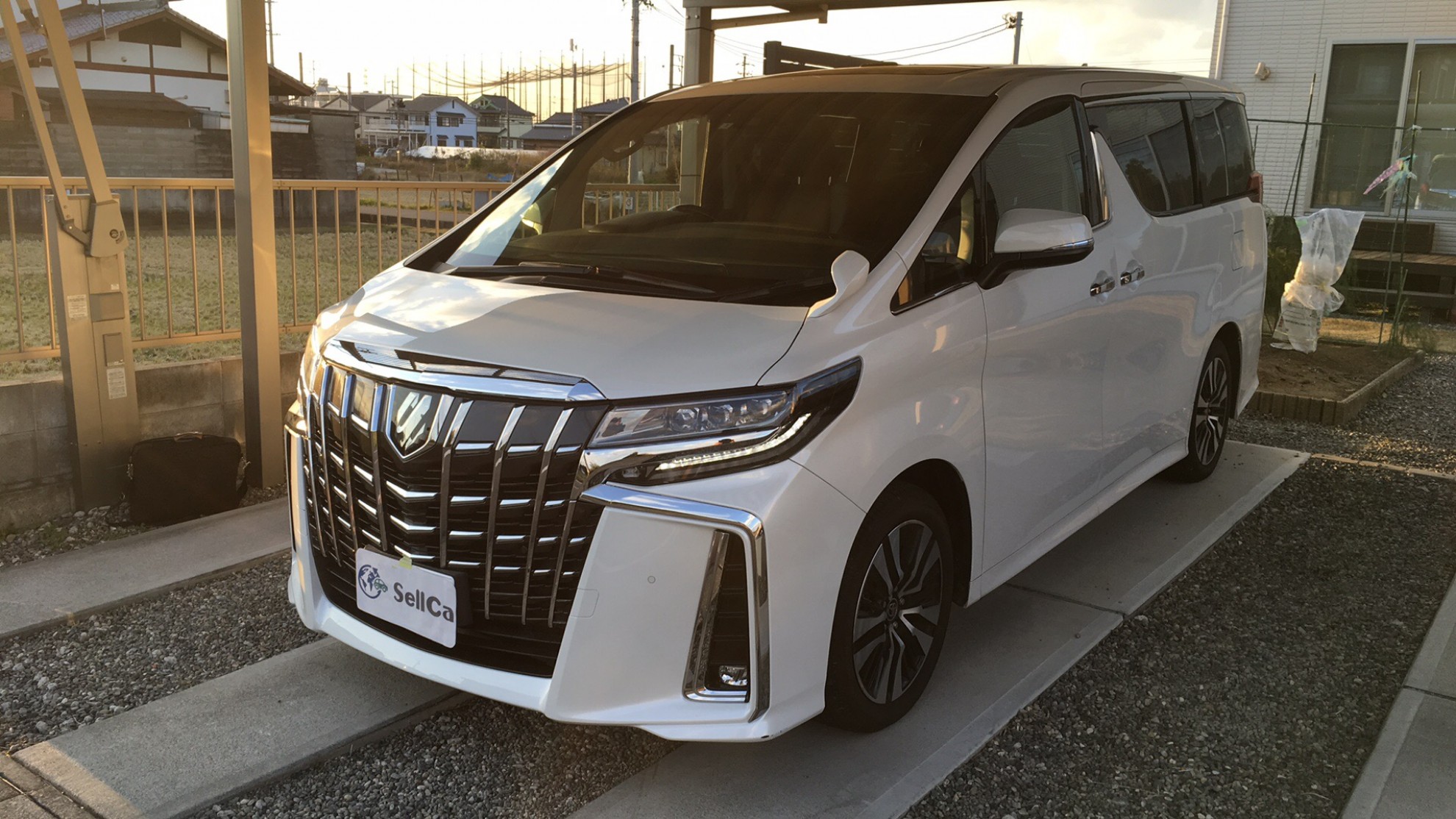 トヨタ アルファードの売買実績画像