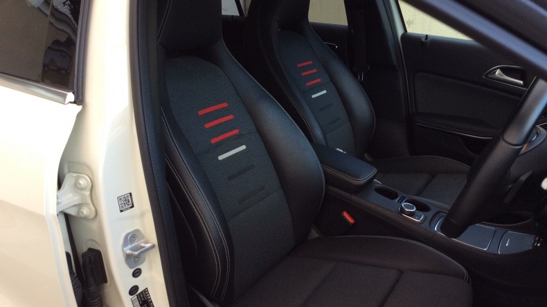 内装前方シート