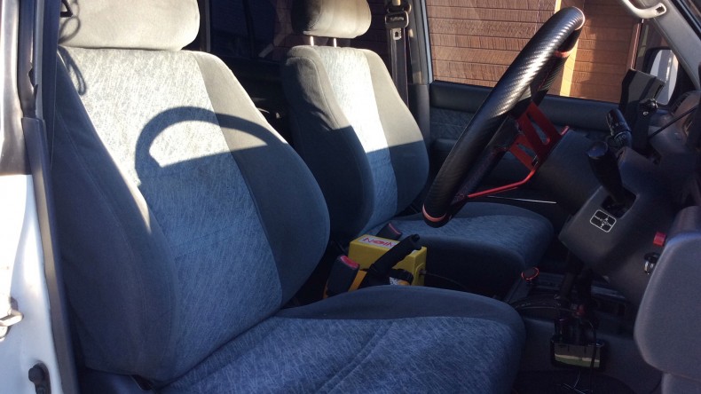 内装前方シート