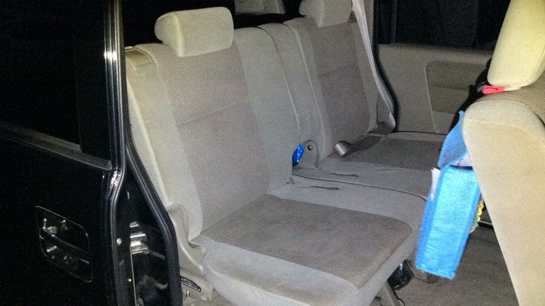 内装後方シート