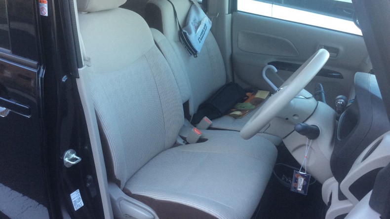 内装前方シート