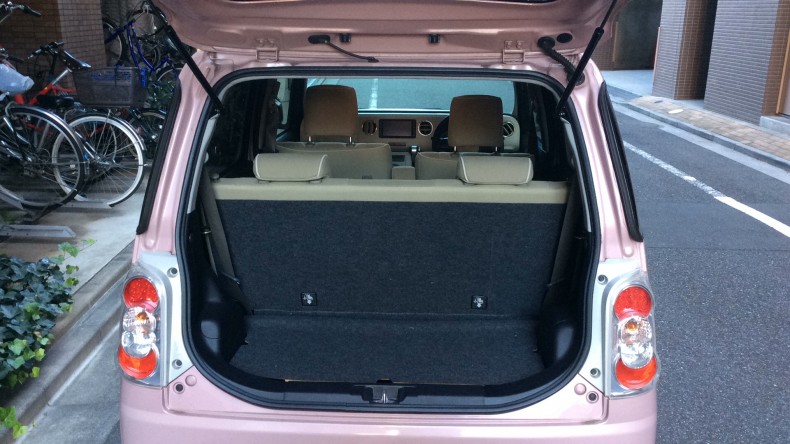 内装トランク