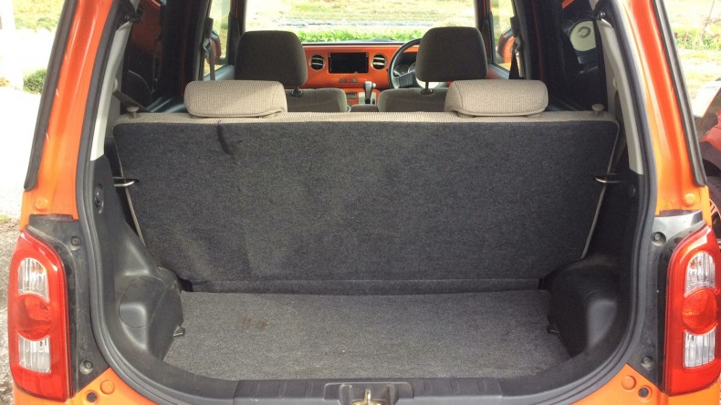 内装トランク