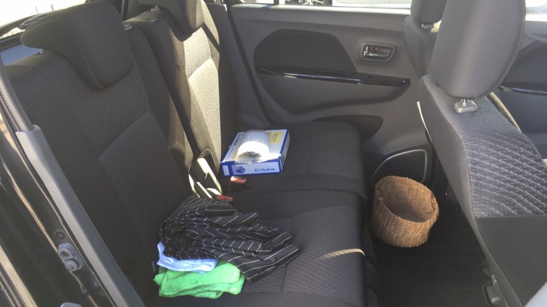 内装後方シート