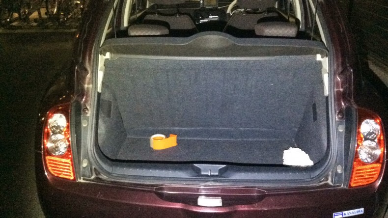 内装トランク