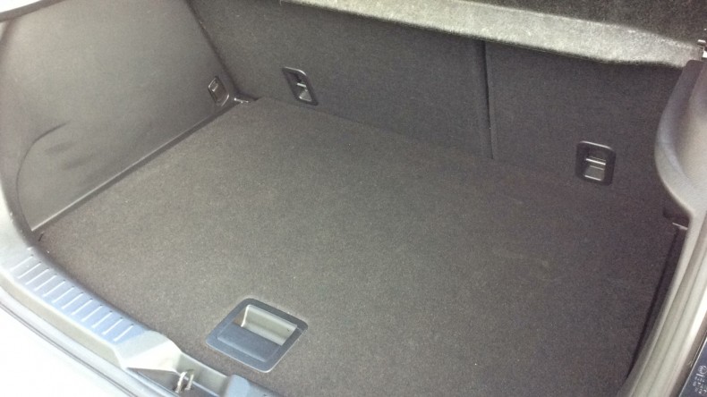 内装トランク