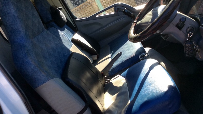 内装前方シート