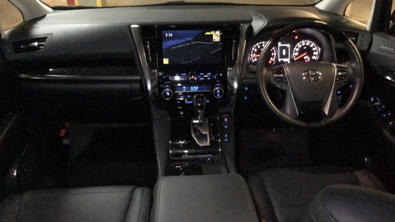 内装インパネ全体