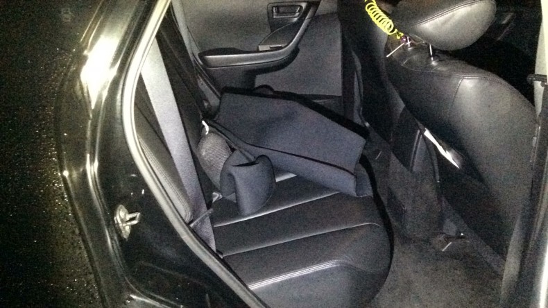 内装後方シート