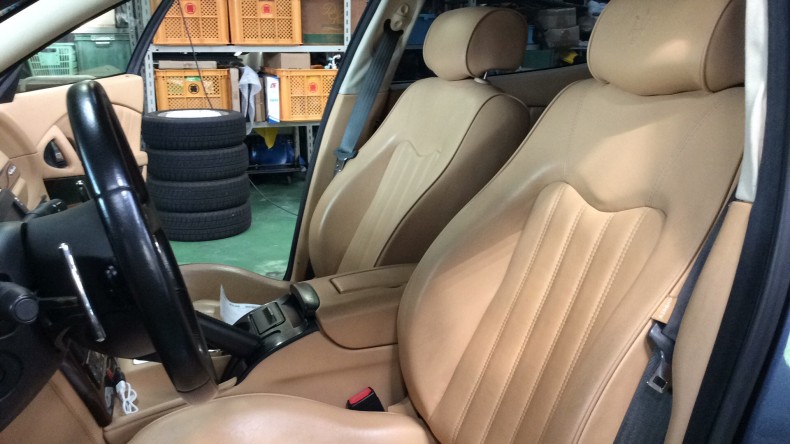 内装前方シート