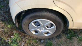 タイヤホイール前