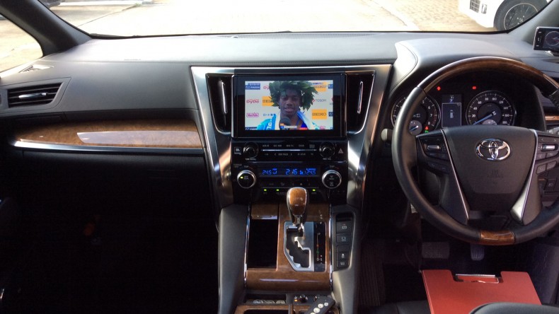 内装インパネ全体