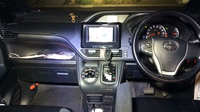 内装インパネ全体